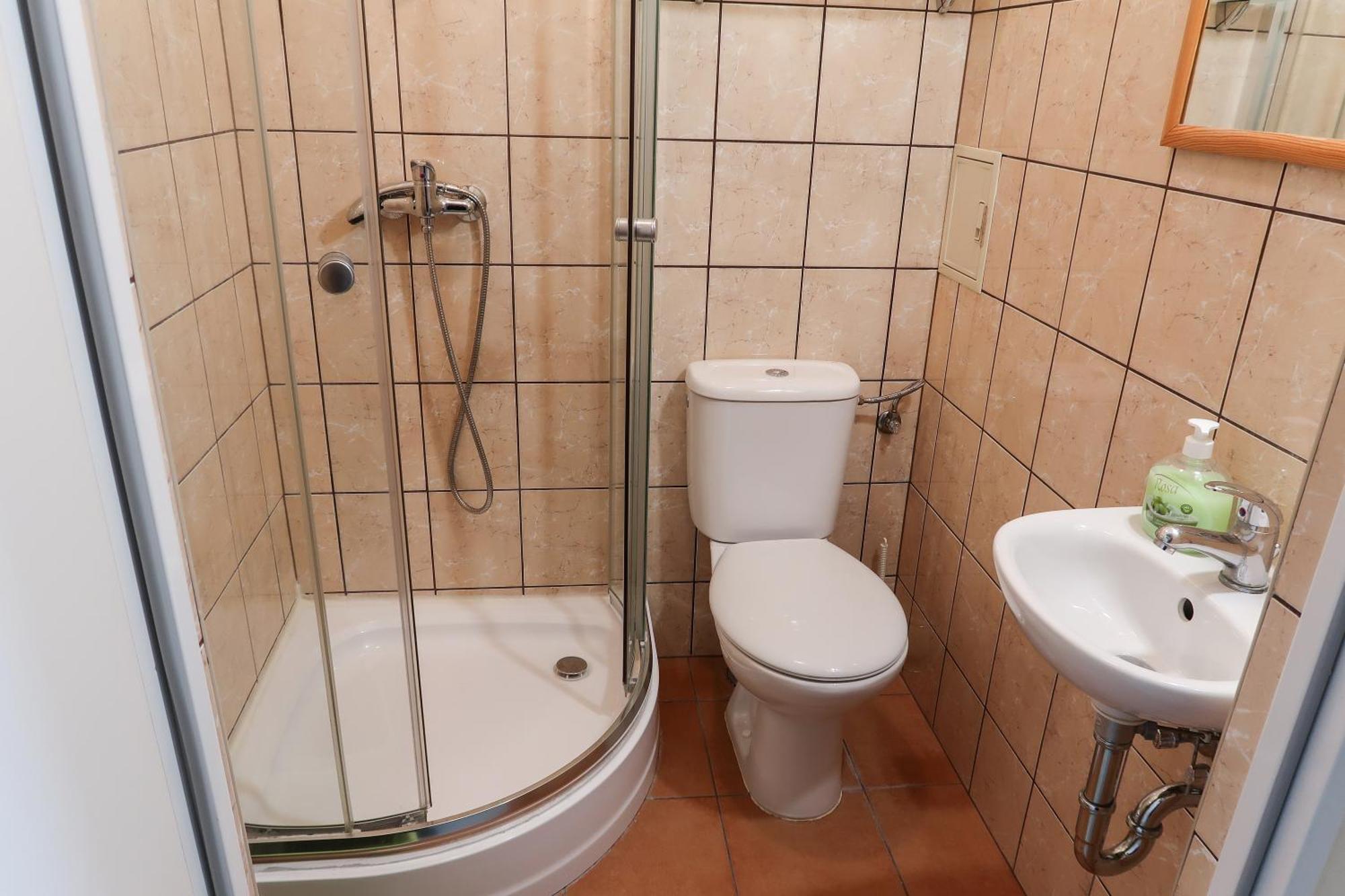 Dom Studencki Raj Hostel Wrocław Buitenkant foto