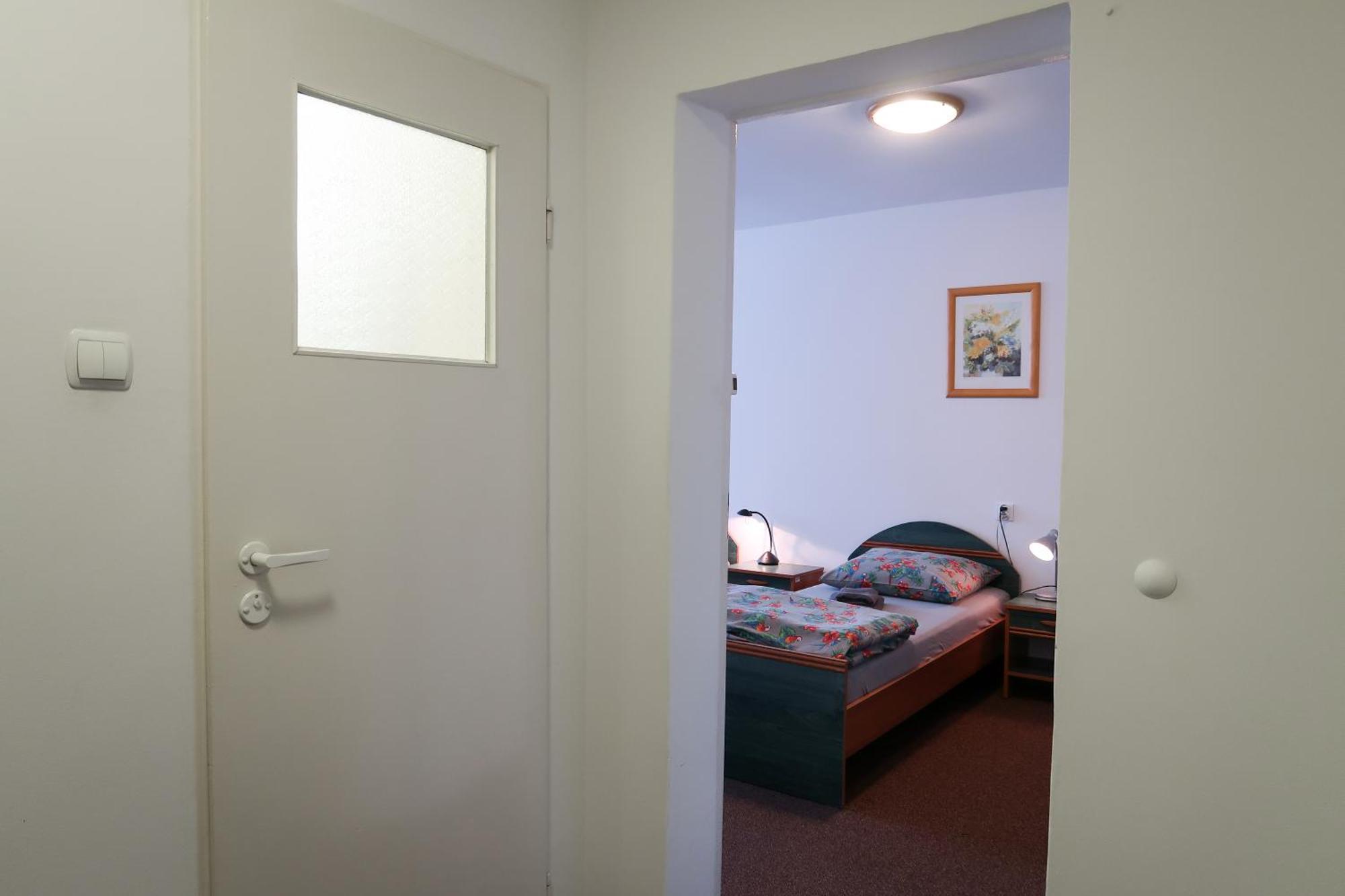 Dom Studencki Raj Hostel Wrocław Buitenkant foto