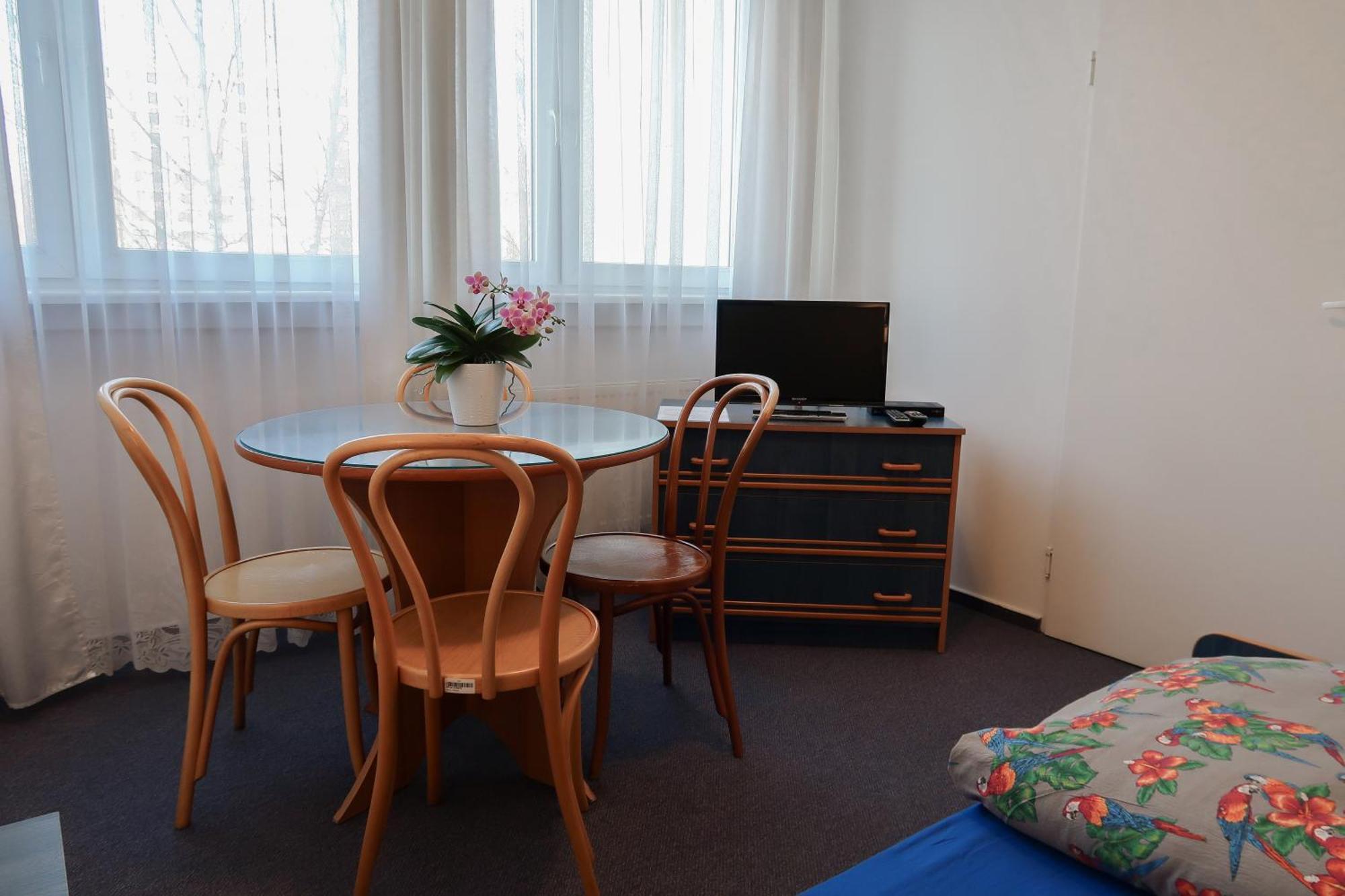 Dom Studencki Raj Hostel Wrocław Buitenkant foto